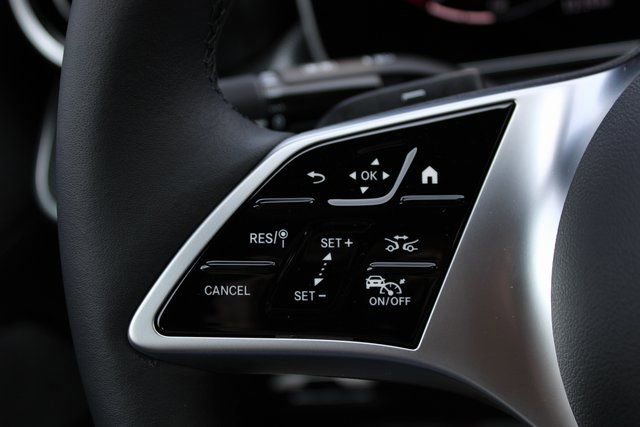 New 2025 Mercedes-Benz C 300 4MATIC Sedan image 19