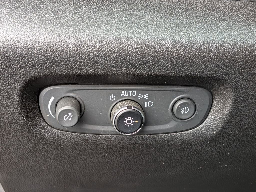 Used 2019 Chevrolet Traverse Premier AWD/4WD image 26