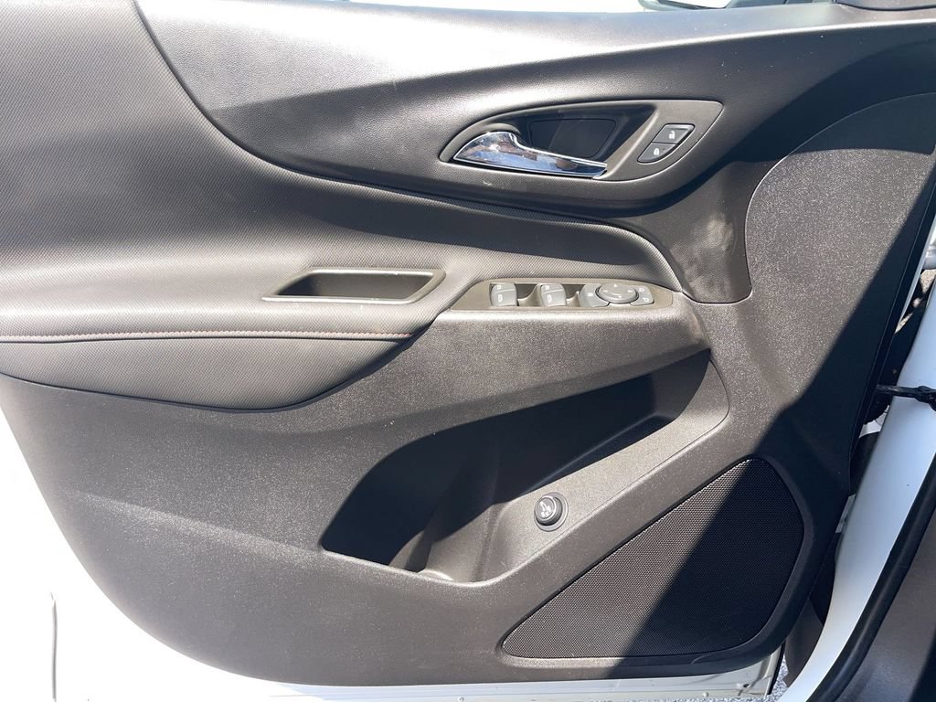 Used 2024 Chevrolet Equinox RS FWD image 25