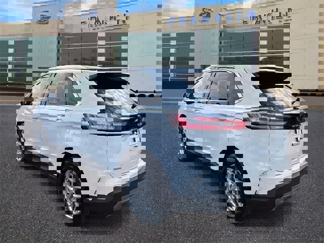 Certified 2024 Ford Edge SEL image 5