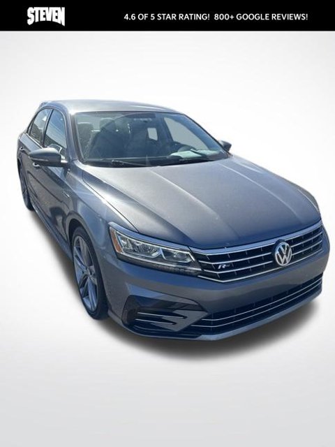 Used 2018 Volkswagen Passat 2.0T R-Line w/ R-Line Lighting Package FWD image 12