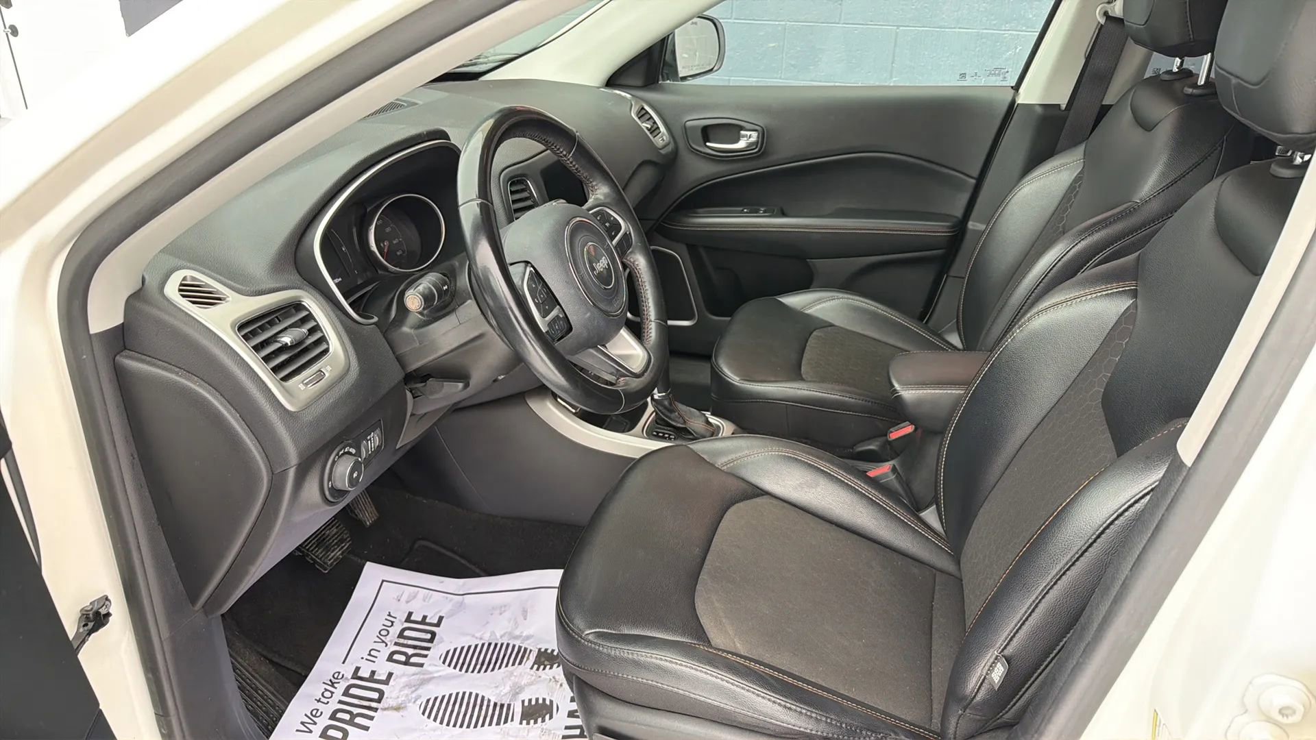 Used 2020 Jeep Compass Latitude image 17