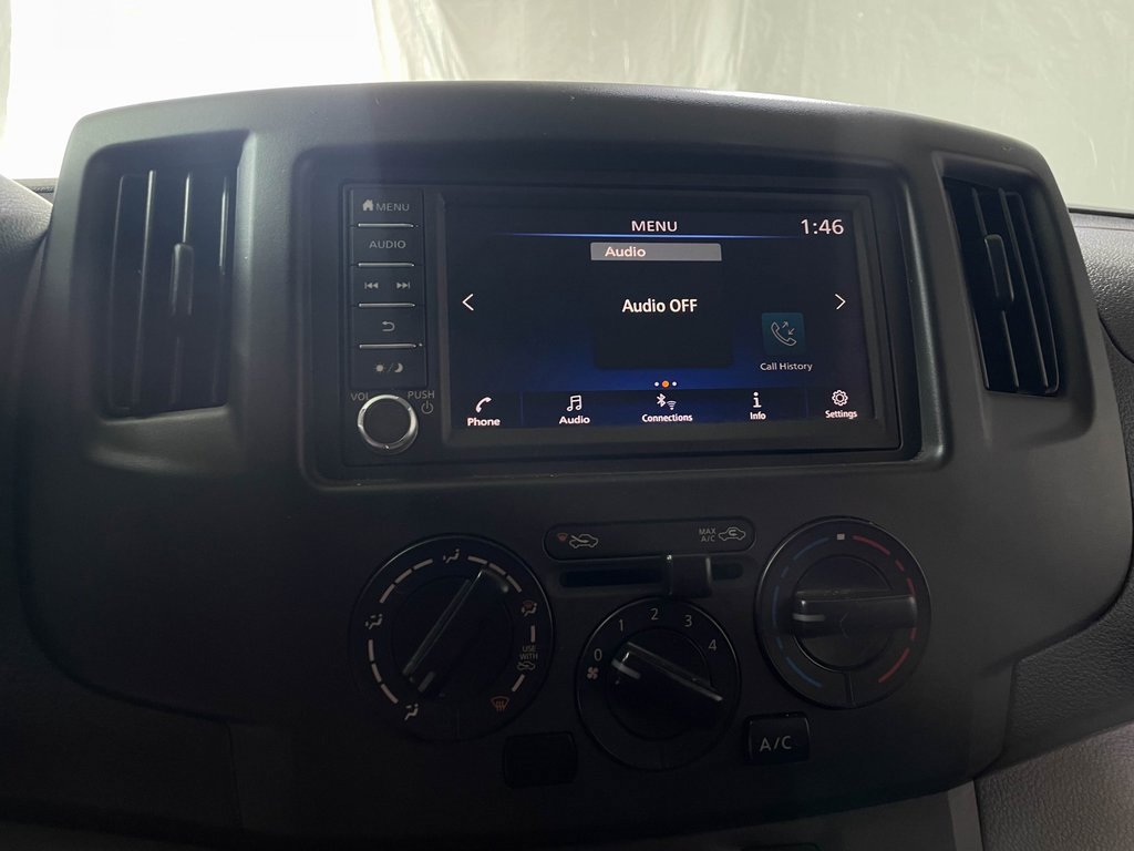 Used 2020 Nissan NV200 S image 21