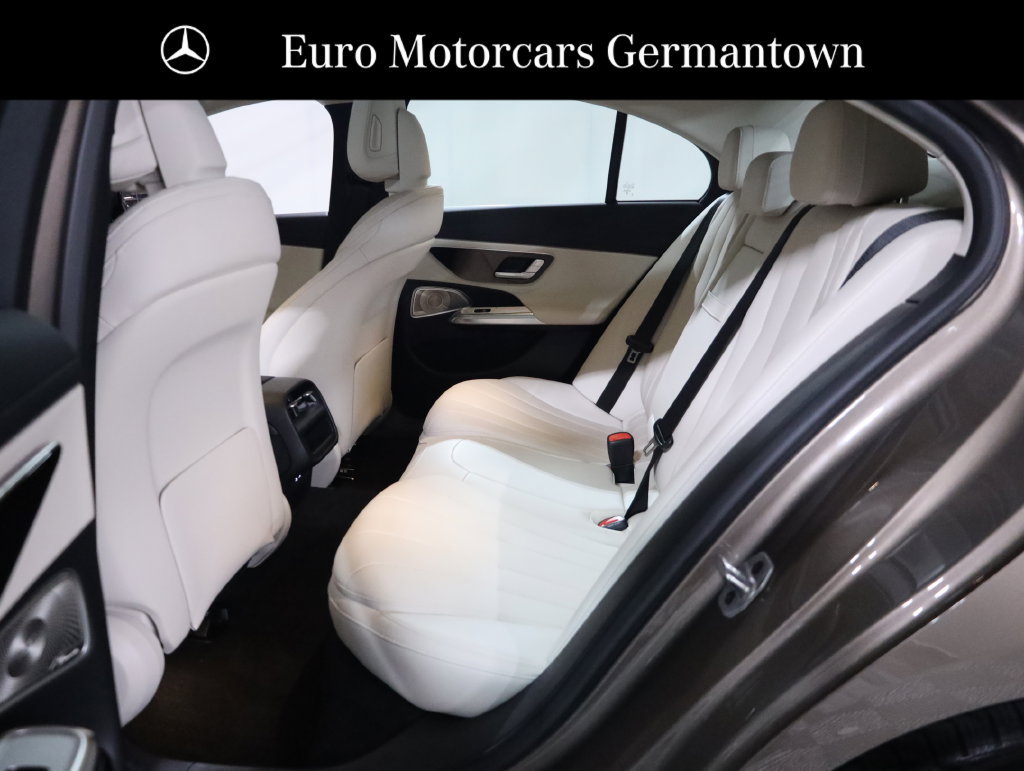 Used 2026 Mercedes-Benz E 350 4MATIC Sedan image 31