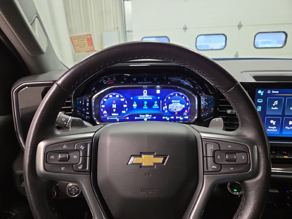 Used 2023 Chevrolet Silverado 1500 LTZ AWD/4WD image 21