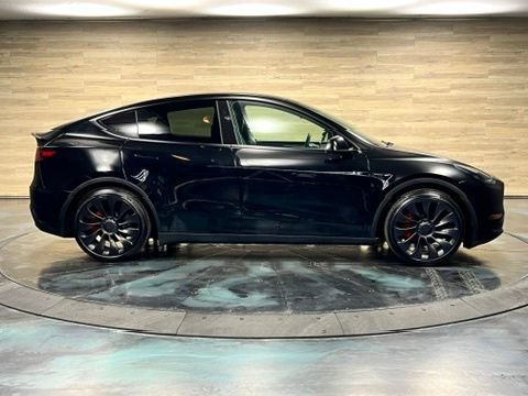 Used 2024 Tesla Model Y Performance AWD/4WD image 22