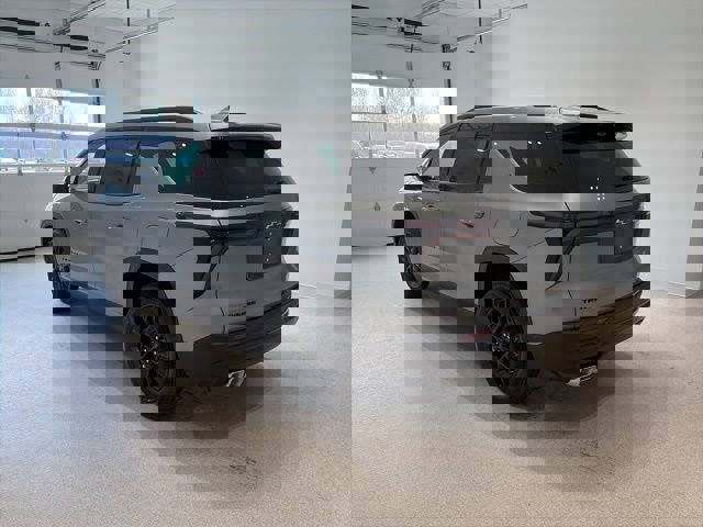 New 2026 Chevrolet Traverse LT w/ Midnight/Sport Edition image 4