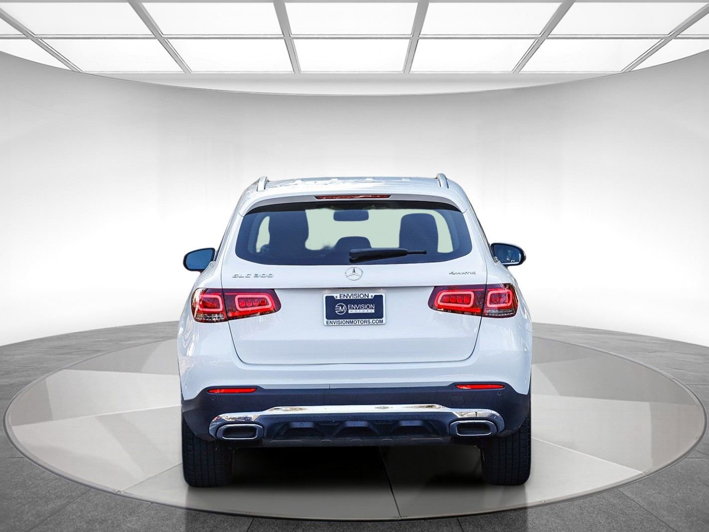 Used 2021 Mercedes-Benz GLC 300 4MATIC image 3