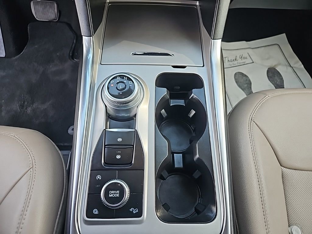 Used 2023 Ford Explorer Limited image 24