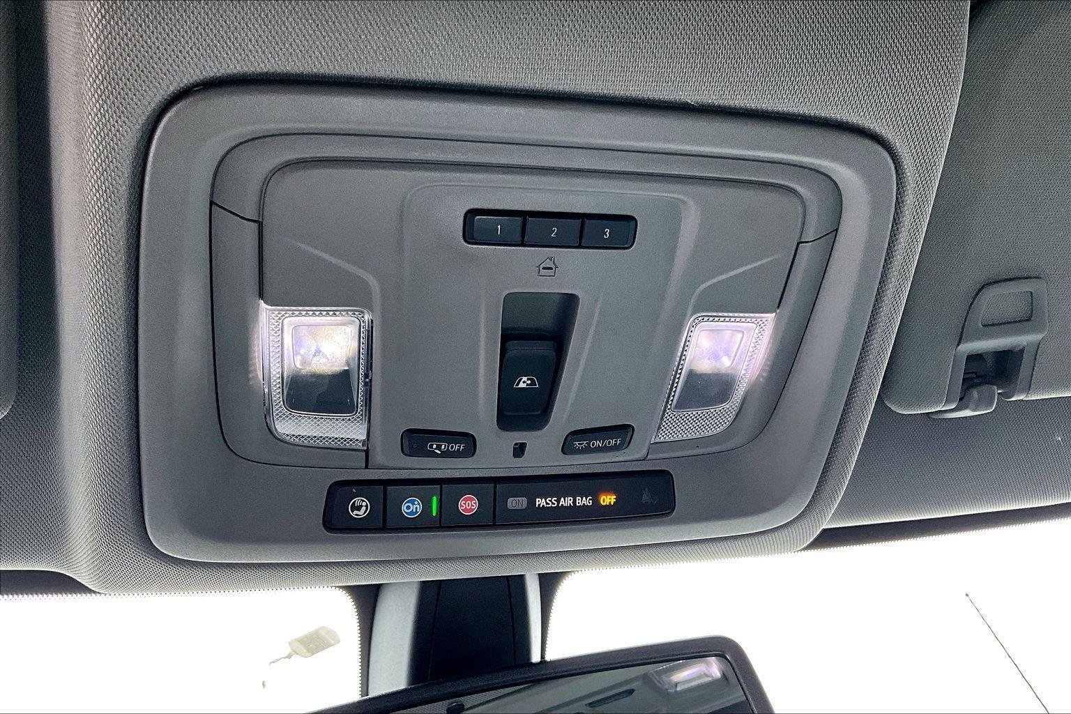 Used 2019 GMC Sierra 1500 SLT w/ SLT Premium Package image 38