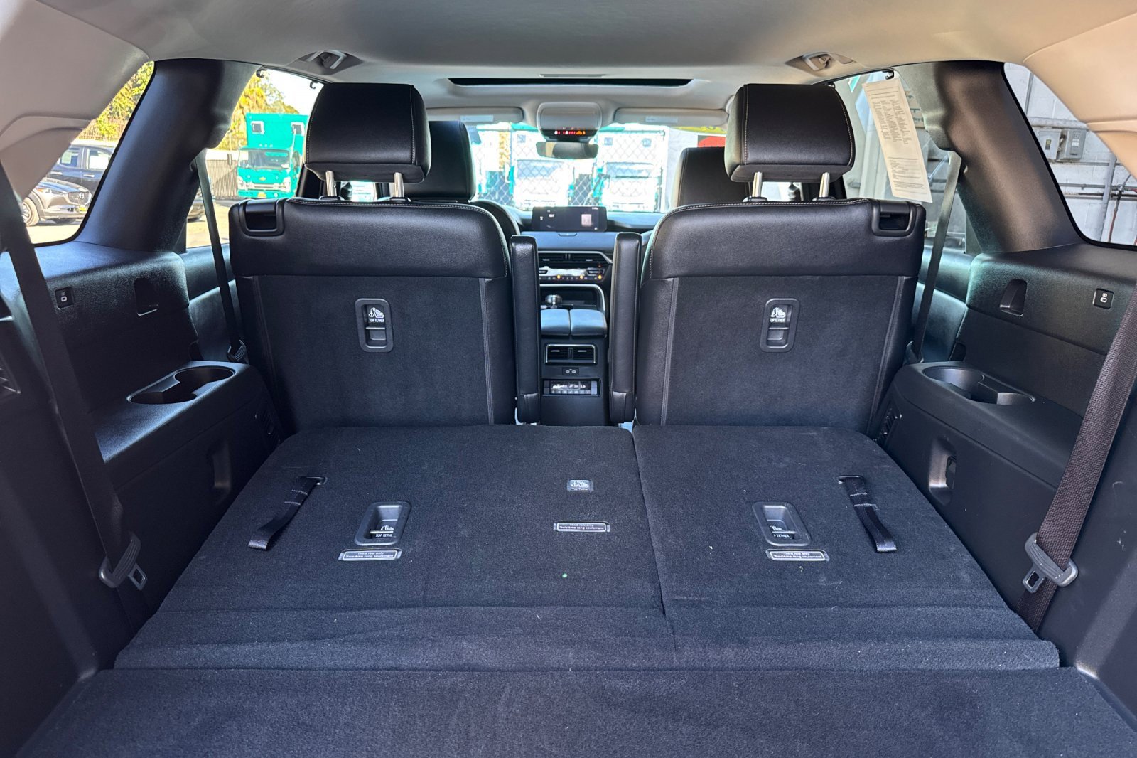 Used 2024 MAZDA CX-90 Plug-In Hybrid w/ Preferred image 18