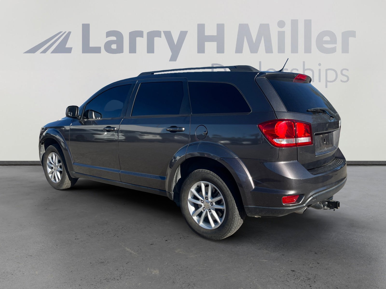 Used 2015 Dodge Journey SXT w/ Flexible Seating Group image 3
