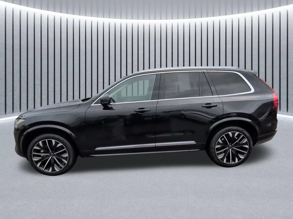 Used 2025 Volvo XC90 B5 Plus AWD/4WD image 7