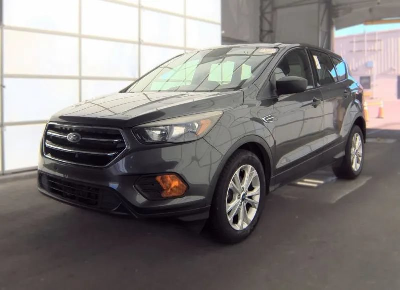 Used 2018 Ford Escape S FWD image 1