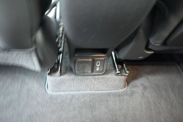 Used 2021 Chevrolet TrailBlazer RS w/ Sun and Liftgate Package FWD image 25