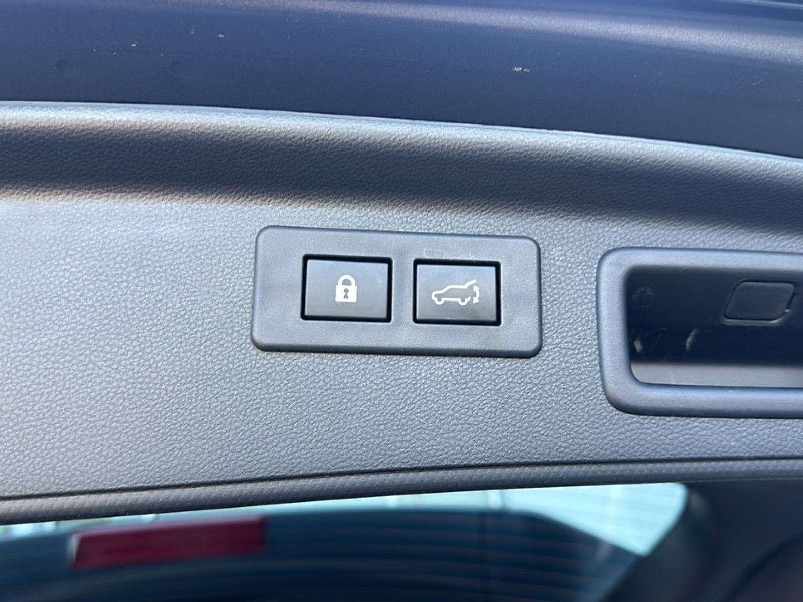 Certified 2023 Subaru Forester Premium AWD/4WD image 25