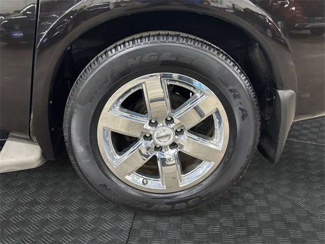 Used 2012 Nissan Armada Platinum image 14