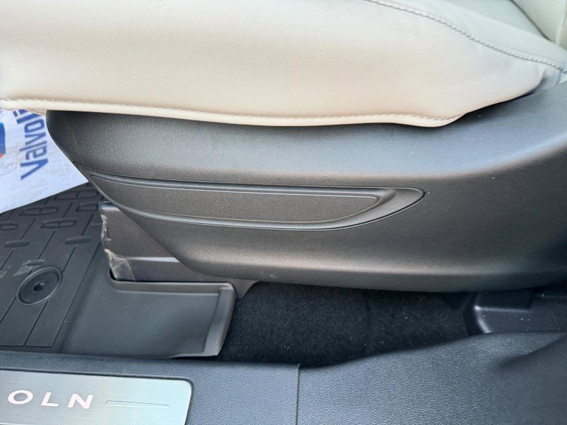 New 2025 Lincoln Aviator Reserve w/ Equipment Group 201A AWD/4WD image 19