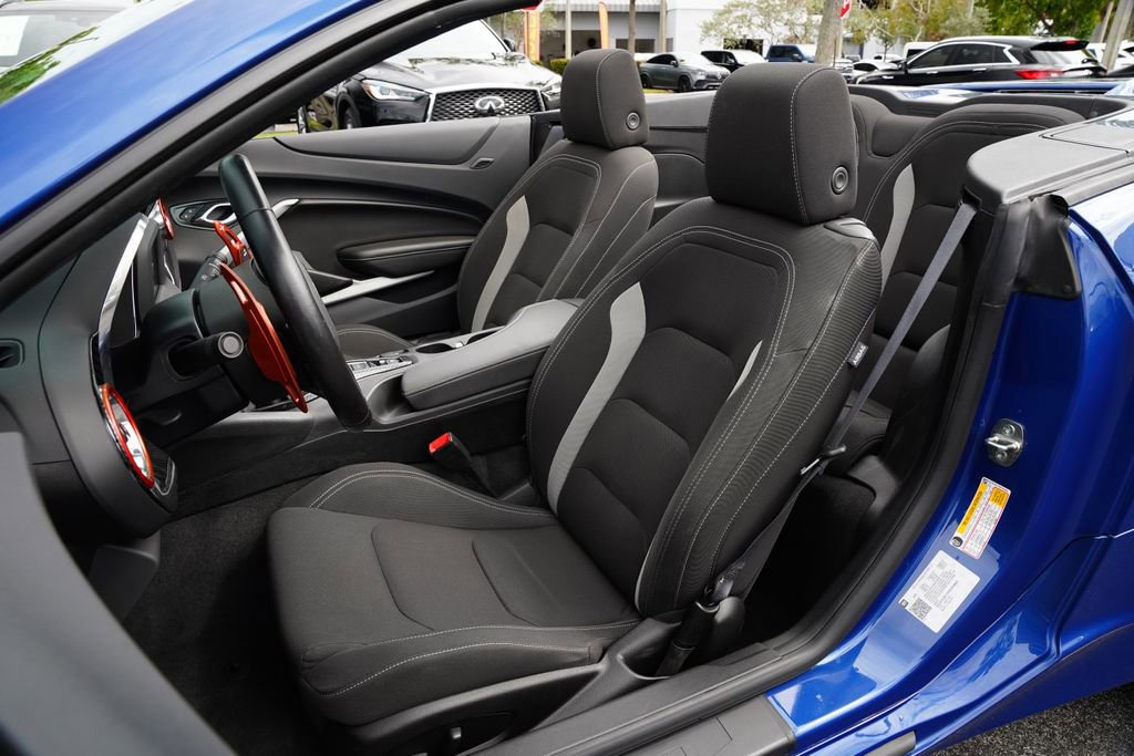 Used 2024 Chevrolet Camaro LT RWD image 15