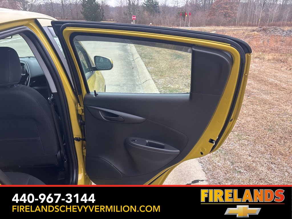Used 2022 Chevrolet Spark LT image 28
