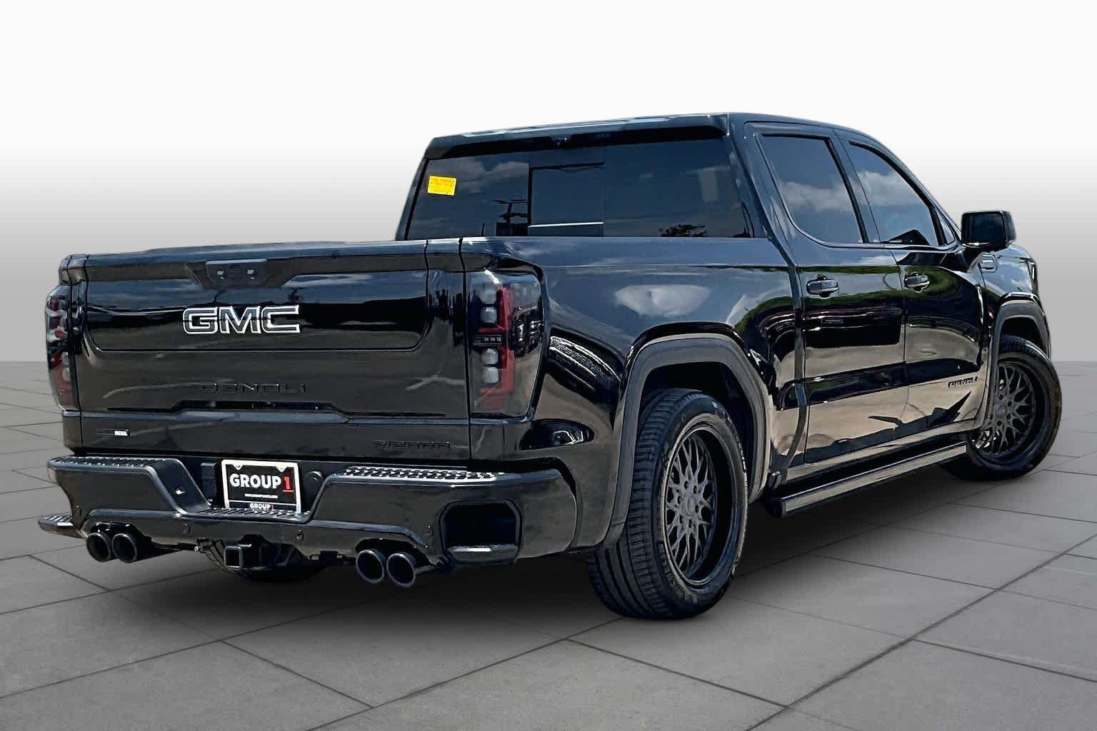 Certified 2025 GMC Sierra 1500 Denali Ultimate AWD/4WD image 35