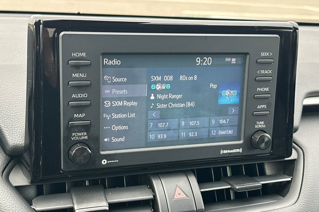 Used 2021 Toyota RAV4 LE FWD image 18