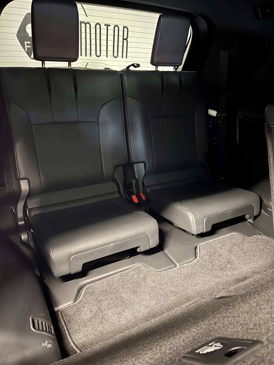 Used 2024 Lexus LX 600 F Sport image 24