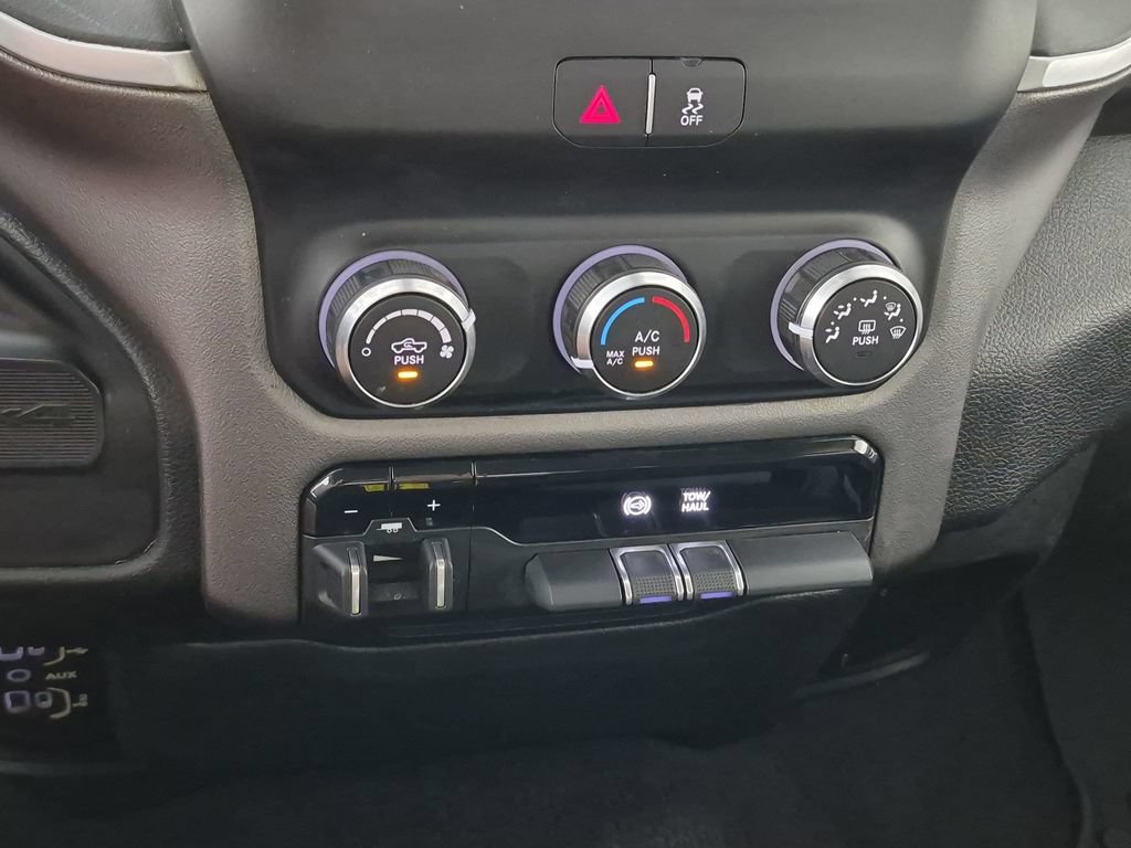 Used 2019 RAM 2500 Big Horn AWD/4WD image 25