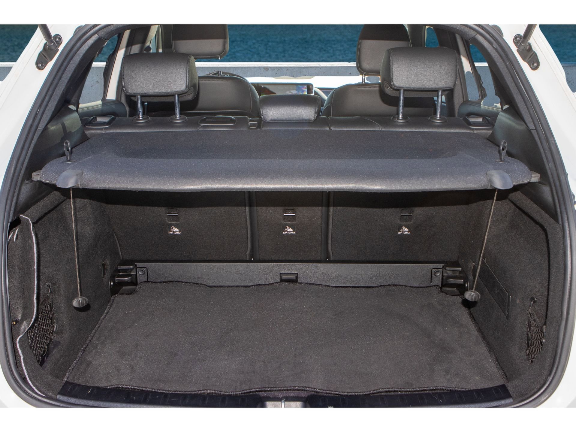 Used 2022 Mercedes-Benz GLA 250 w/ Premium Package Lite image 9