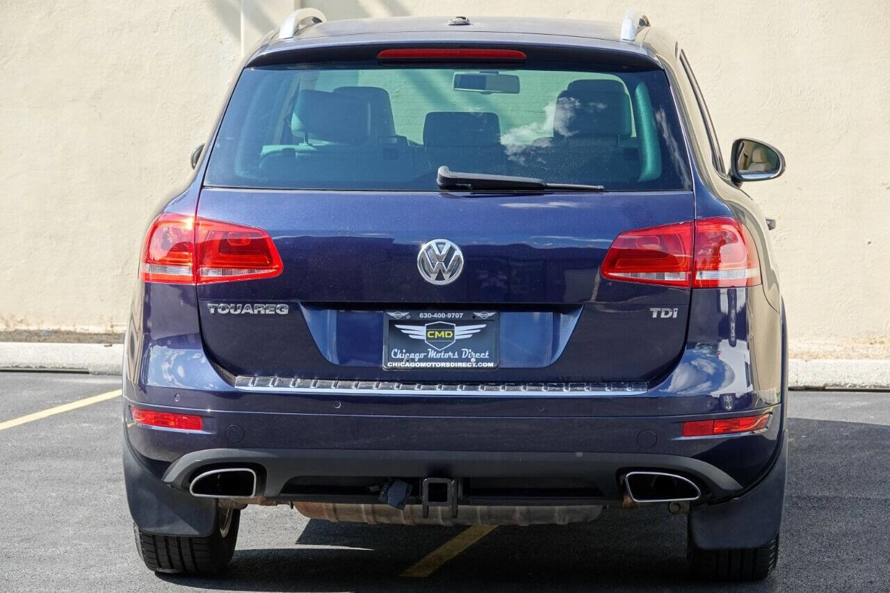 Used 2012 Volkswagen Touareg Sport image 10