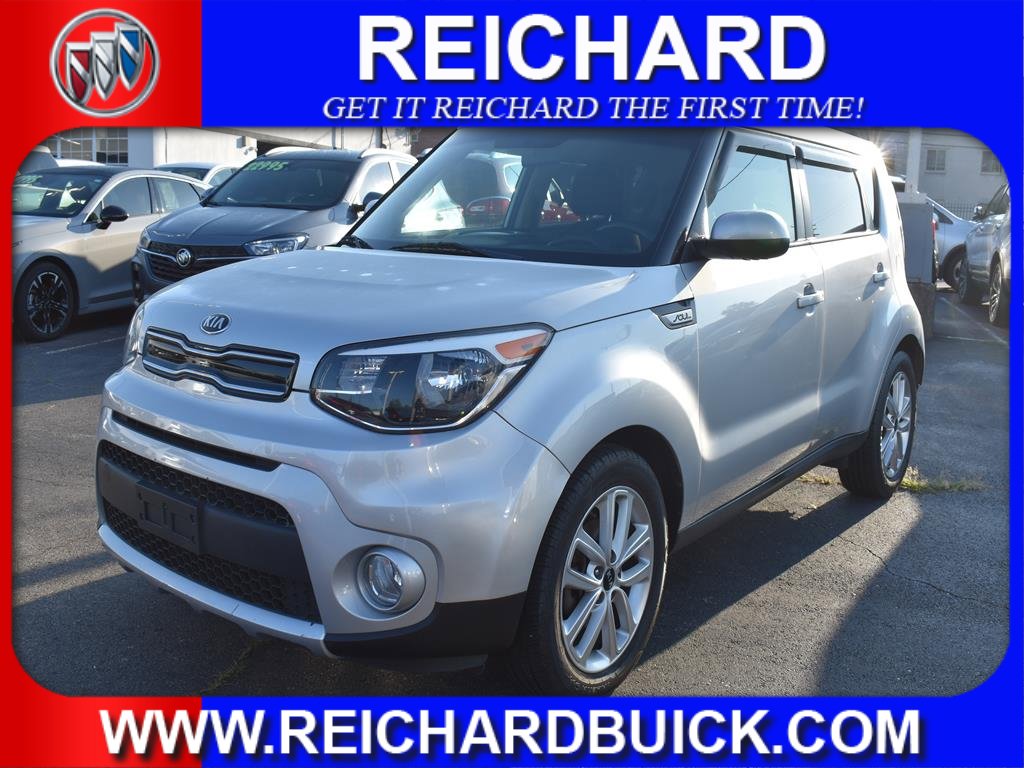 Used 2018 Kia Soul + image 1