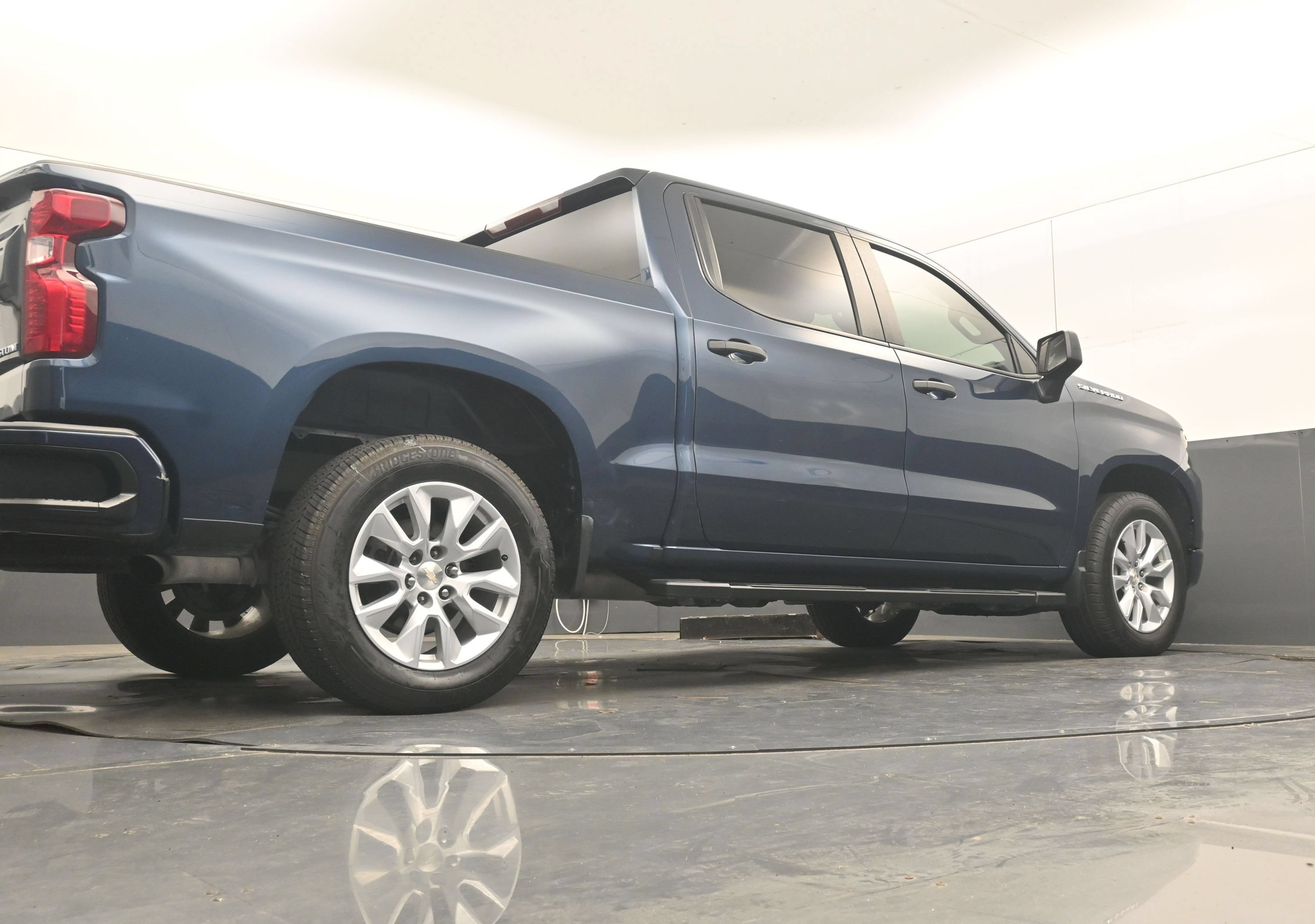 Used 2022 Chevrolet Silverado 1500 Custom RWD image 24