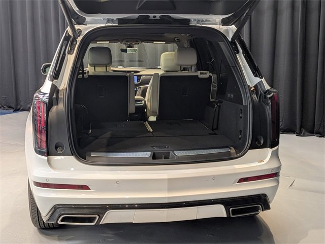 Used 2024 Cadillac XT6 Sport w/ Technology Package image 17