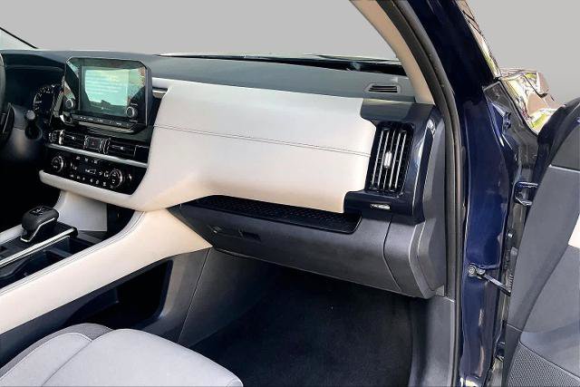 Certified 2022 Nissan Pathfinder SV w/ SV Premium Package AWD/4WD image 19