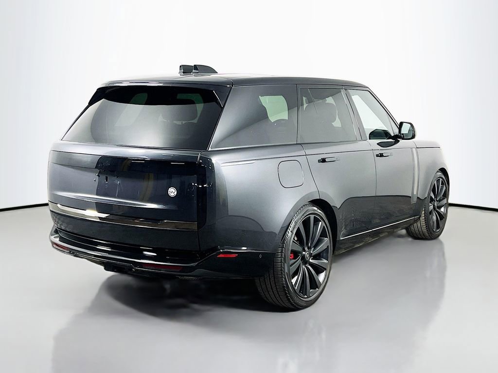 Used 2023 Land Rover Range Rover SV image 5