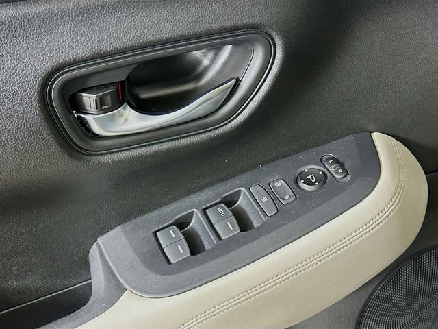 Certified 2024 Honda HR-V LX image 19