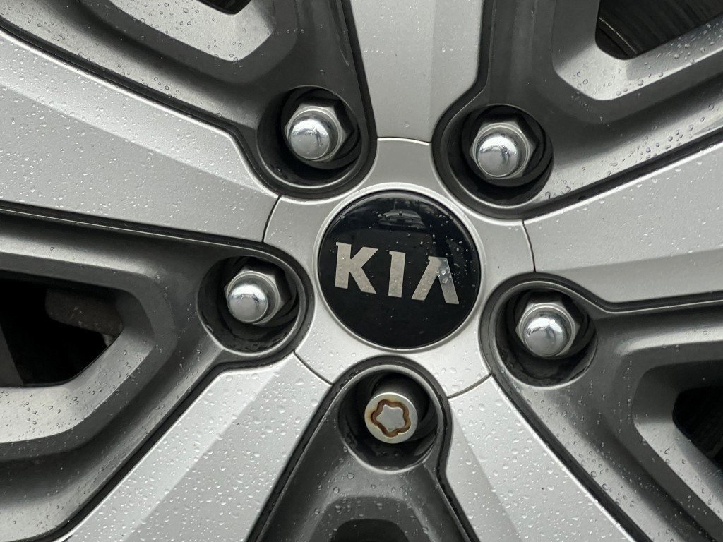 Used 2018 Kia Niro EX Premium image 6