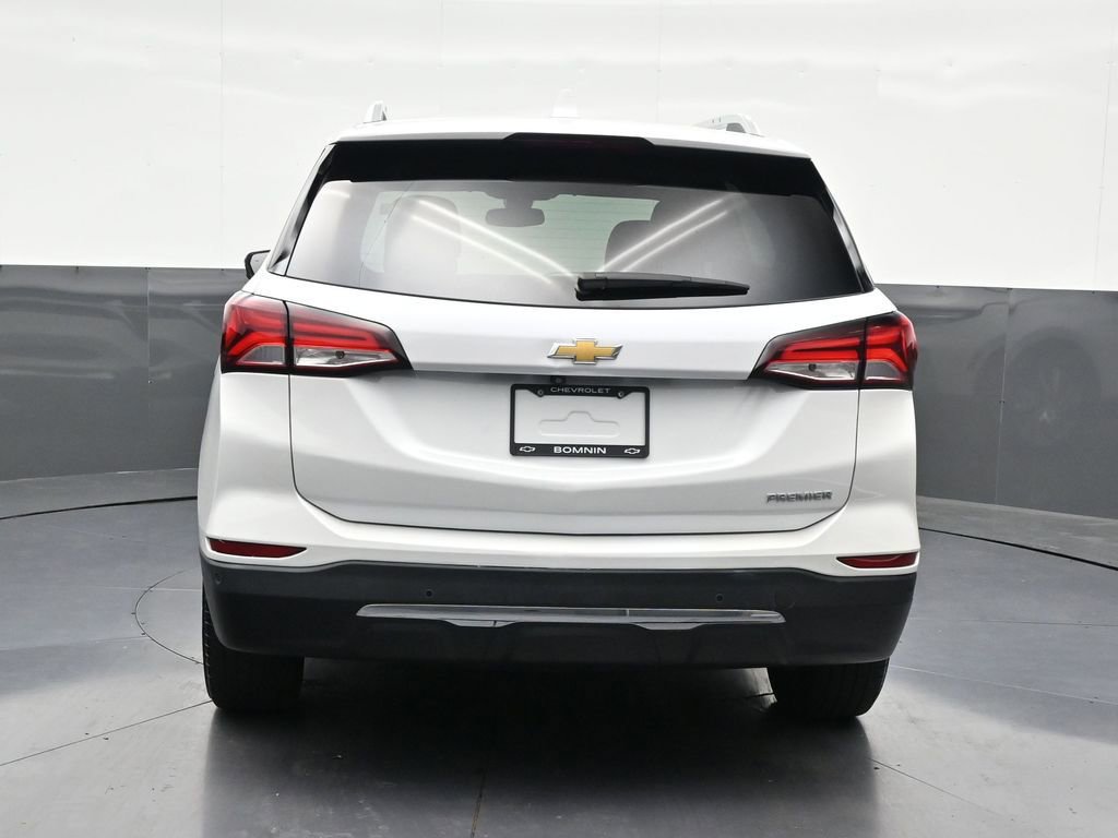 Used 2024 Chevrolet Equinox Premier FWD image 4