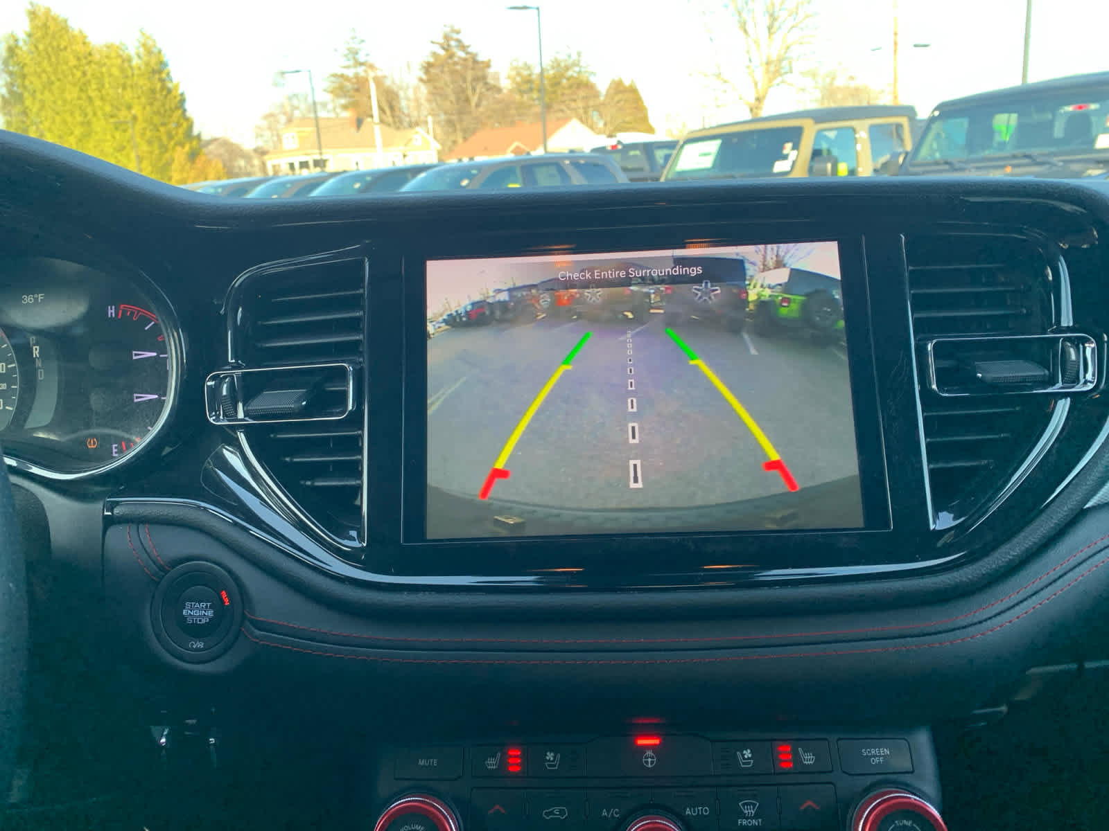 Used 2025 Dodge Durango GT image 28