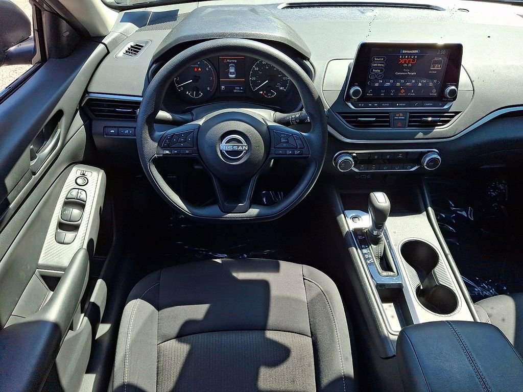 Certified 2025 Nissan Altima 2.5 S FWD image 12