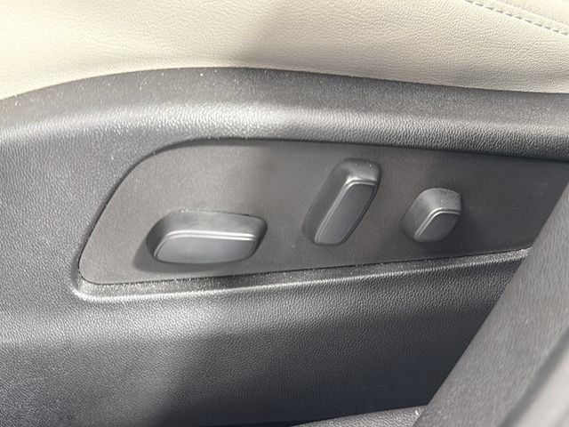 Used 2023 Cadillac XT4 Premium Luxury FWD image 20