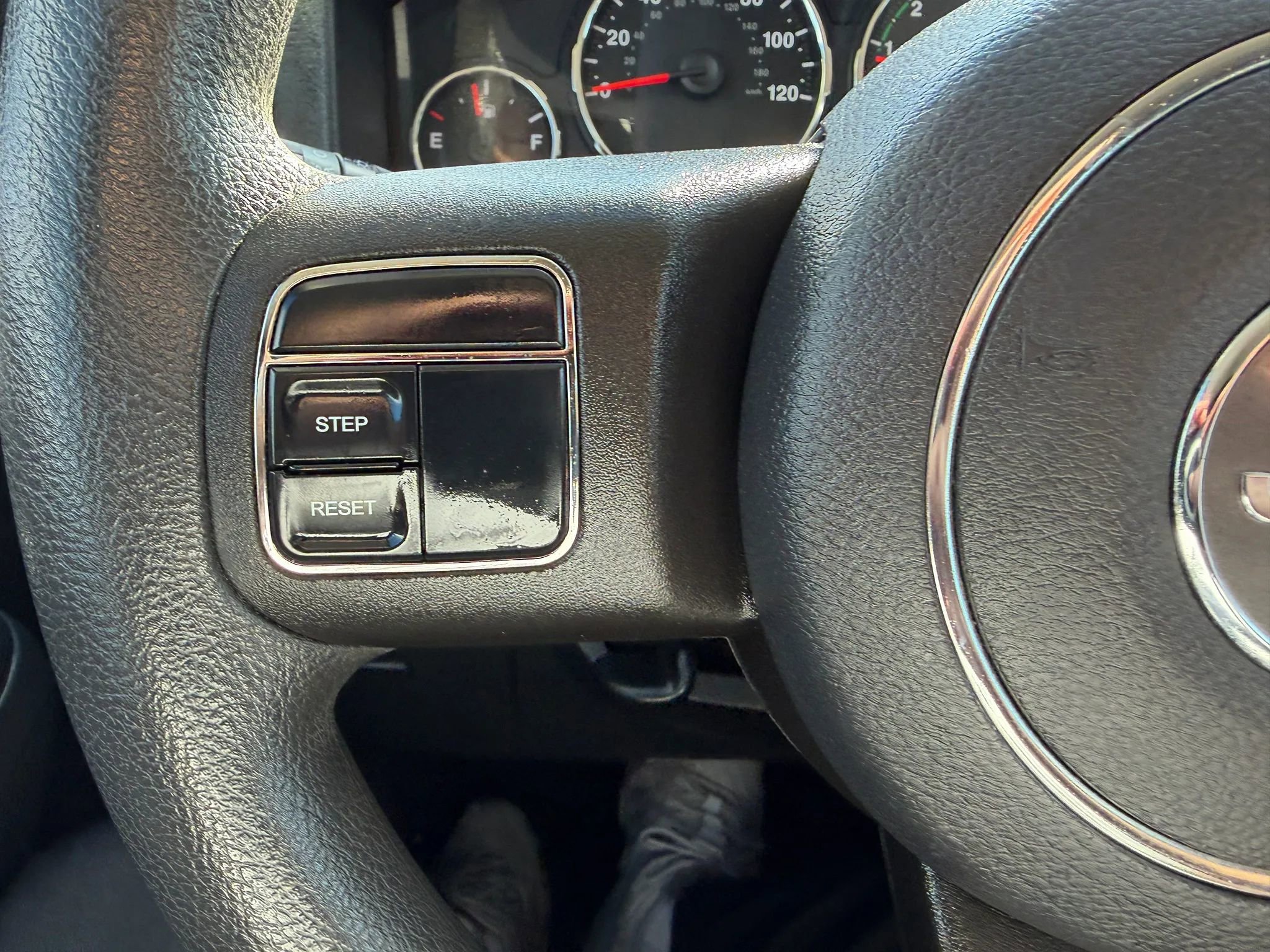 Used 2011 Jeep Liberty Sport AWD/4WD image 24