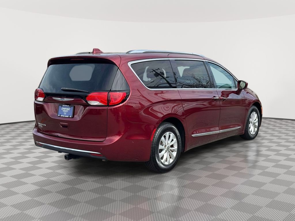 Used 2018 Chrysler Pacifica Touring-L Plus w/ Advanced Safetytec Group image 8