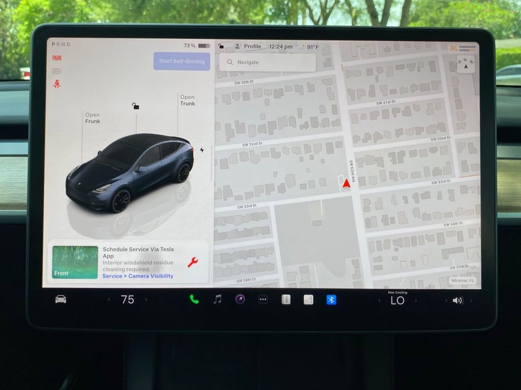 Used 2024 Tesla Model Y Performance AWD/4WD image 25