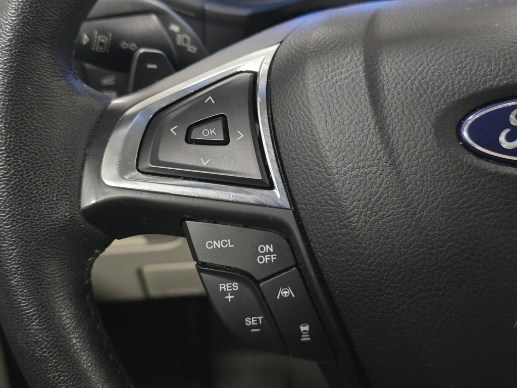 Used 2022 Ford Edge Titanium w/ Equipment Group 301A image 36