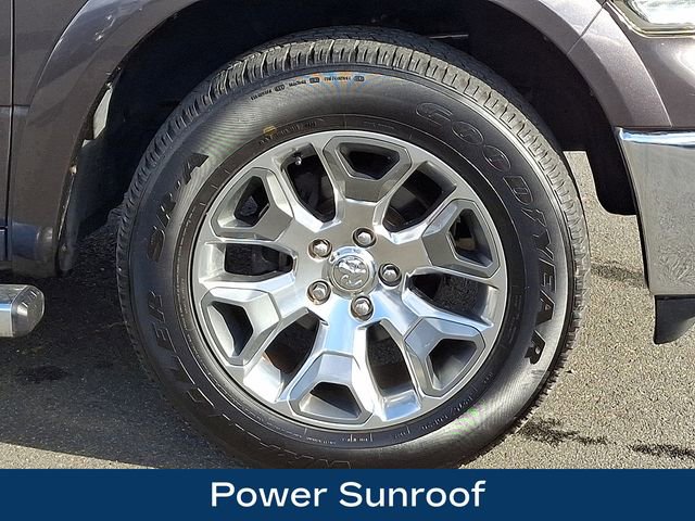 Used 2017 RAM 1500 Limited image 11