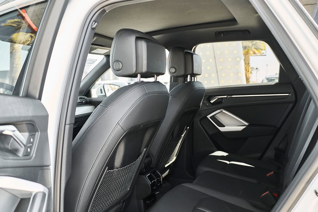 Used 2025 Audi Q3 2.0T Premium AWD/4WD image 16