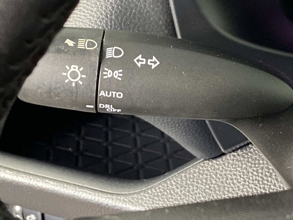 Used 2025 Toyota RAV4 XLE w/ Convenience Package AWD/4WD image 18