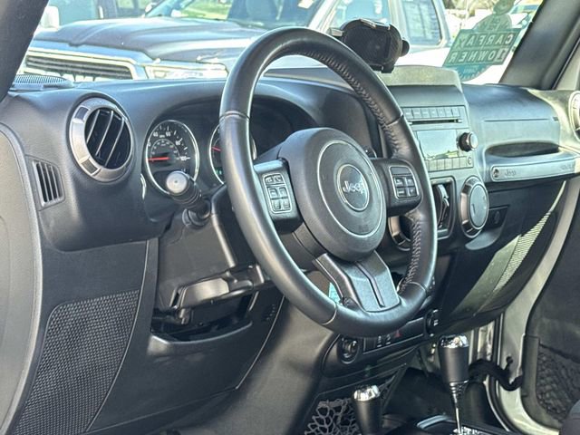 Used 2018 Jeep Wrangler Unlimited Sport S image 29