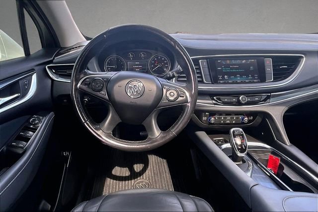 Used 2019 Buick Enclave Essence FWD image 5